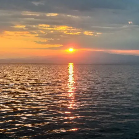 Sea View *